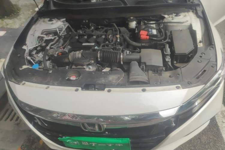 Used Honda Accord 2018 260TURBO Elite Edition China VI Engine Bay