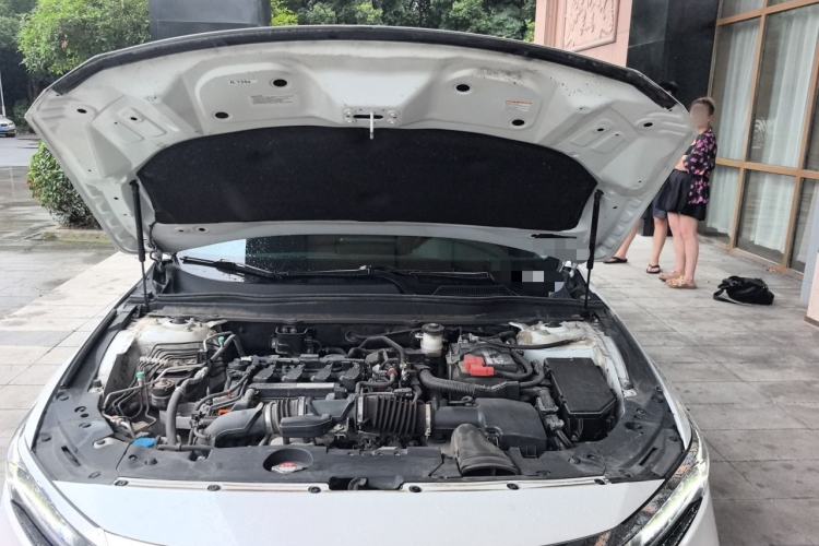 Used Honda Accord 2018 260TURBO Luxury Edition China VI Engine Bay