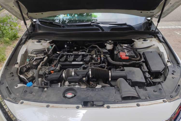 Used Honda Accord 2018 260TURBO Luxury Edition China VI Engine Bay