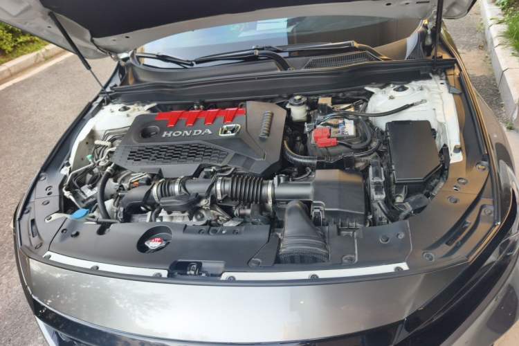 Used Honda Accord 2018 260TURBO Elite Edition China V Engine Bay