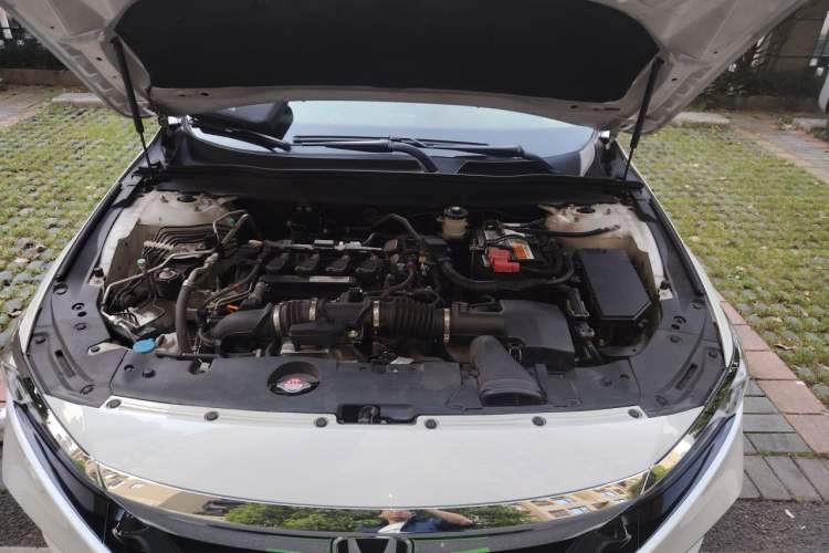 Used Honda Accord 2018 260TURBO Elite Edition China V Engine Bay