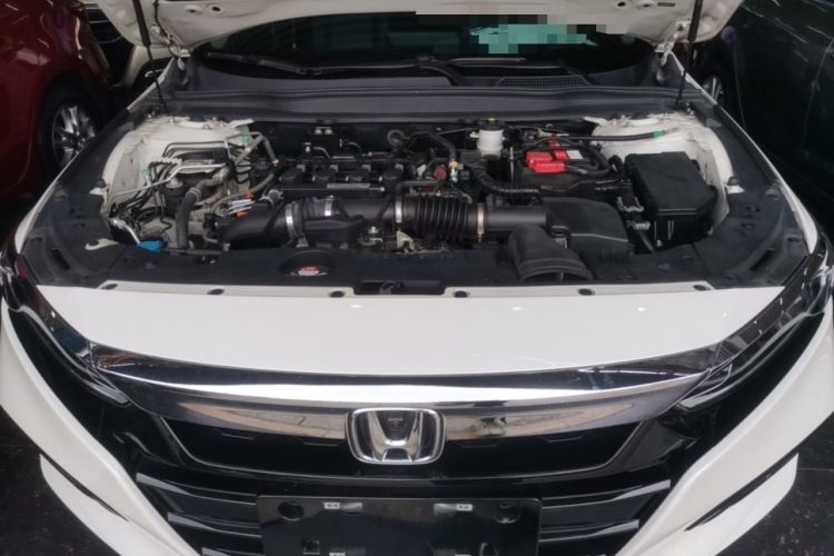Used Honda Accord 2018 230TURBO Comfort Edition China VI Emission Standard Engine Bay