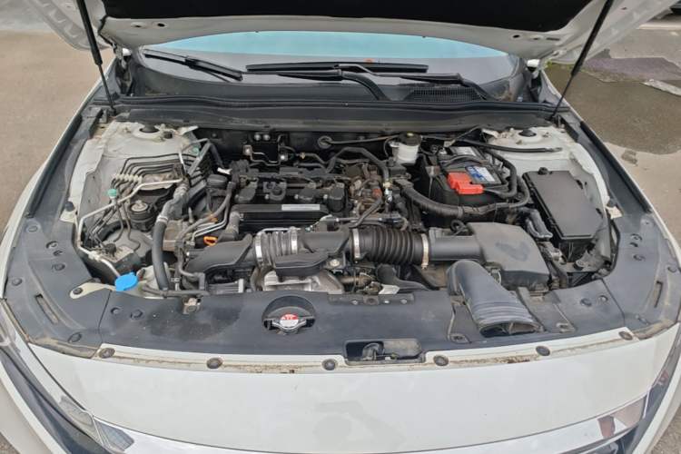 Used Honda Accord 2018 260TURBO Elite Edition China V Engine Bay