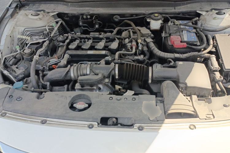 Used Honda Accord 2018 260TURBO Elite Edition China VI Engine Bay