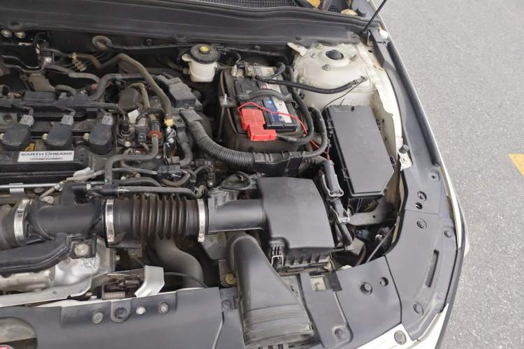 Used Honda Accord 2018 260TURBO Luxury Edition China VI Engine Bay Left