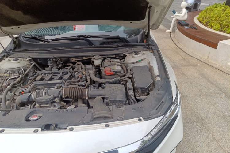 Used Honda Accord 2018 230TURBO Comfort Edition China VI Emission Standard Engine Bay Left