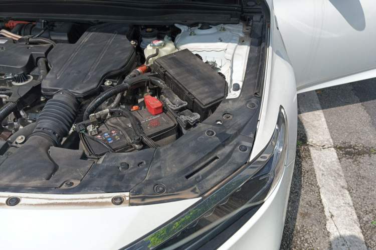 Used Honda Accord 2018 Rui·Hybrid 2.0L Rui Zhi Edition China VI Engine Bay Left