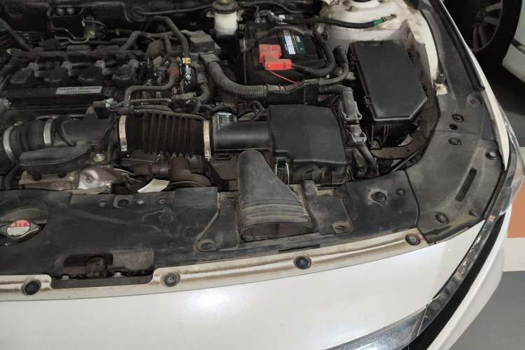 Used Honda Accord 2018 230TURBO Comfort Edition China VI Emission Standard Engine Bay Left