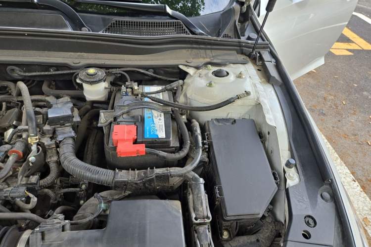 Used Honda Accord 2018 260TURBO Luxury Edition China VI Engine Bay Left