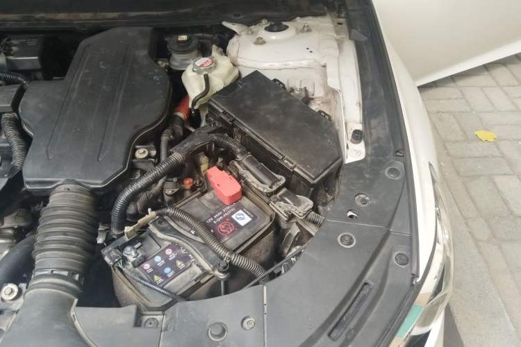 Used Honda Accord 2018 Rui Hybrid 2.0L Rui Ling Edition China VI Engine Bay Left