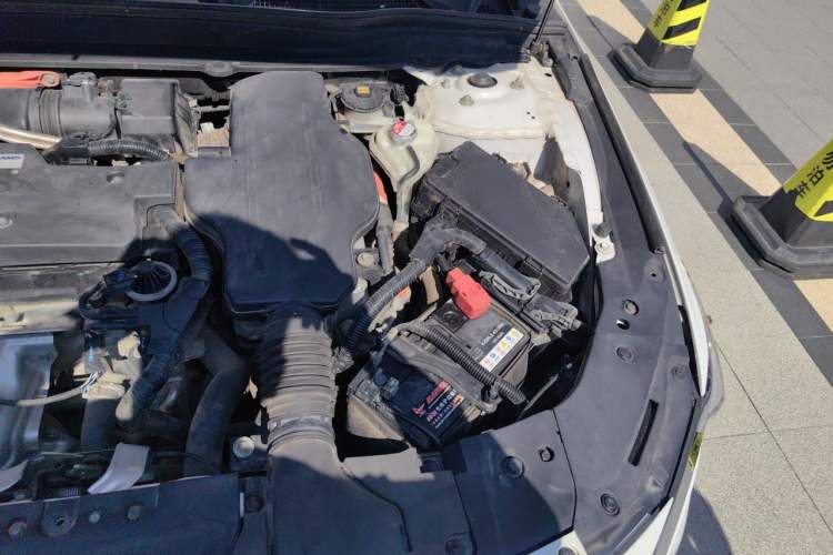 Used Honda Accord 2018 Rui Hybrid 2.0L Rui Zun Edition China VI Engine Bay Left