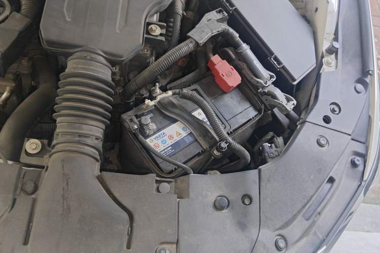 Used Honda Accord 2018 Rui Hybrid 2.0L Rui Ling Edition China VI Engine Bay Left