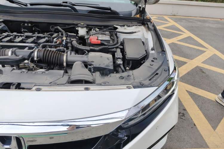 Used Honda Accord 2018 260TURBO Elite Edition China VI Engine Bay Left