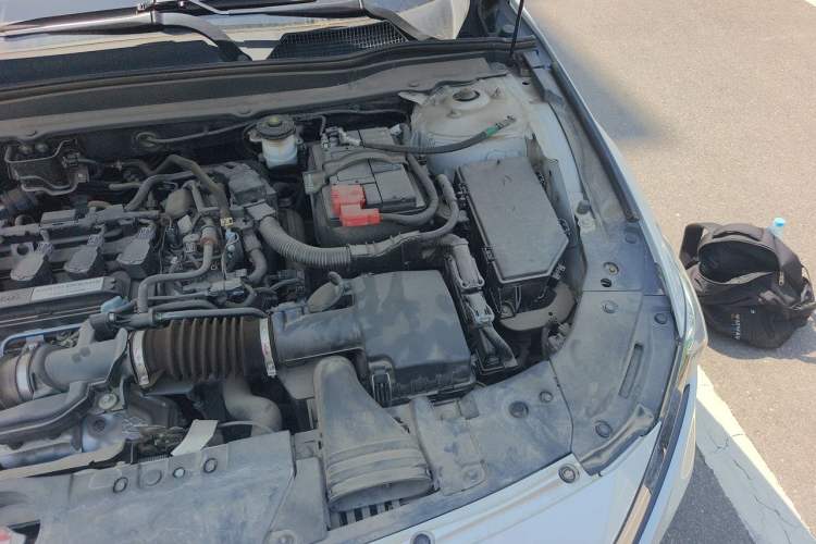 Used Honda Accord 2018 230TURBO Comfort Edition China VI Emission Standard Engine Bay Left