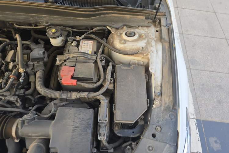 Used Honda Accord 2018 260TURBO Elite Edition China VI Engine Bay Left