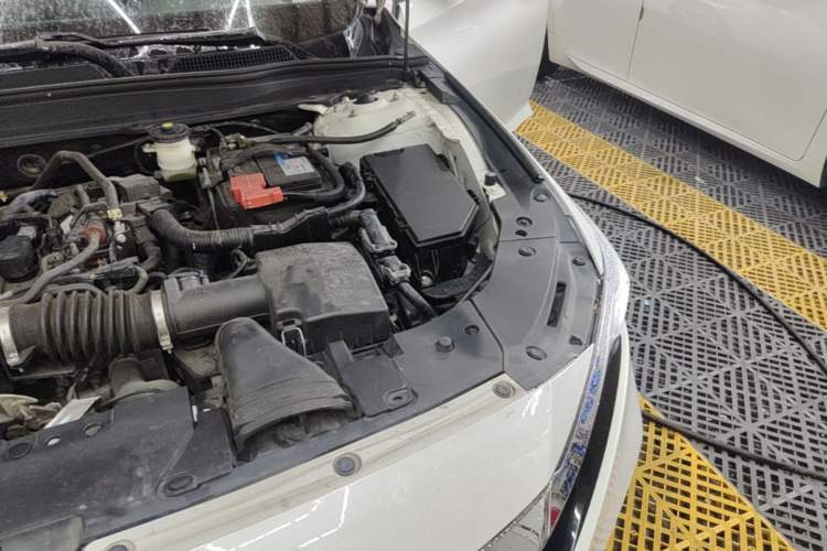 Used Honda Accord 2018 260TURBO Luxury Edition China V Emission Standard Engine Bay Left