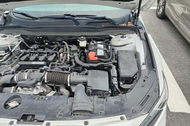 Used Honda Accord 2018 260TURBO Elite Edition China VI Engine Bay Left