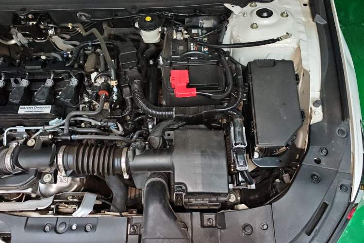 Used Honda Accord 2018 260TURBO Luxury Edition China VI Engine Bay Left