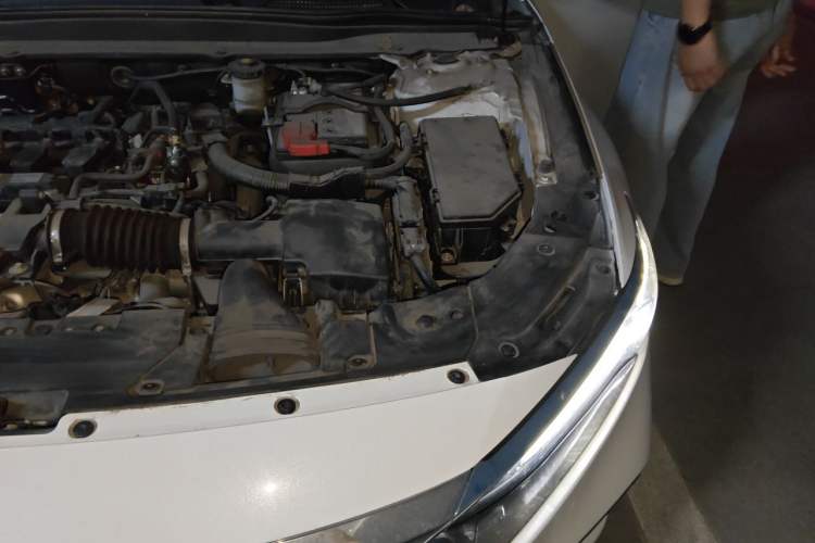 Used Honda Accord 2018 260TURBO Luxury Edition China VI Engine Bay Left