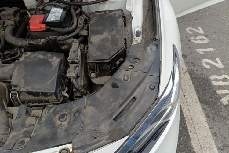 Used Honda Accord 2018 260TURBO Elite Edition China VI Engine Bay Left
