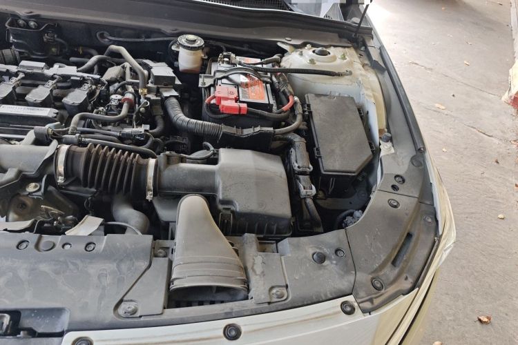Used Honda Accord 2018 260TURBO Elite Edition China VI Engine Bay Left
