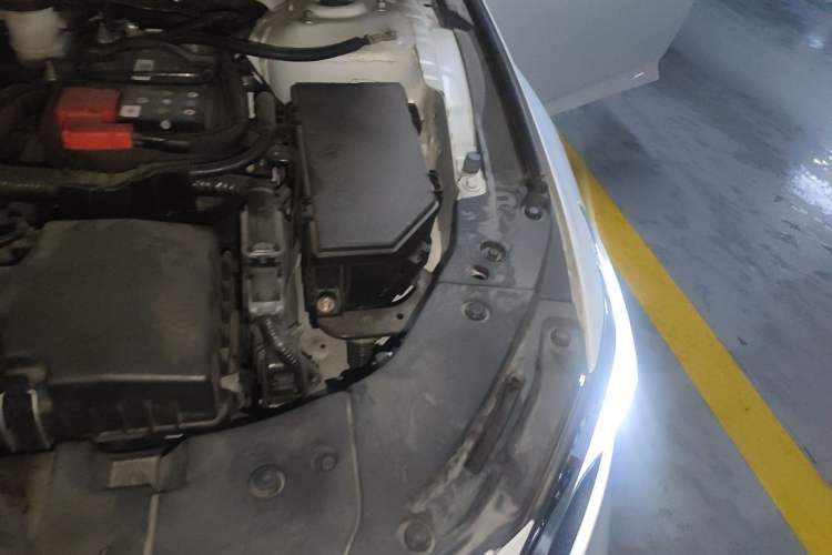 Used Honda Accord 2018 260TURBO Elite Edition China VI Engine Bay Left