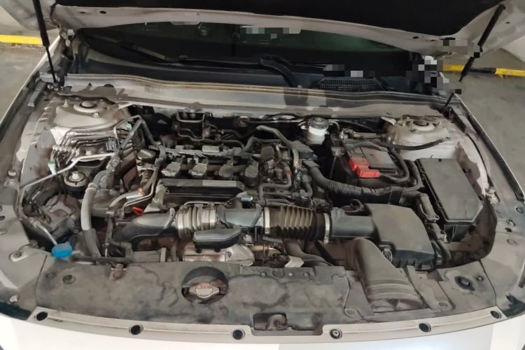 Used Honda Accord 2018 260TURBO Elite Edition China VI Engine Bay