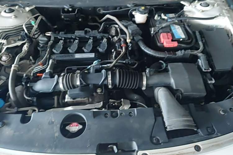 Used Honda Accord 2018 260TURBO Elite Edition China V Engine Bay