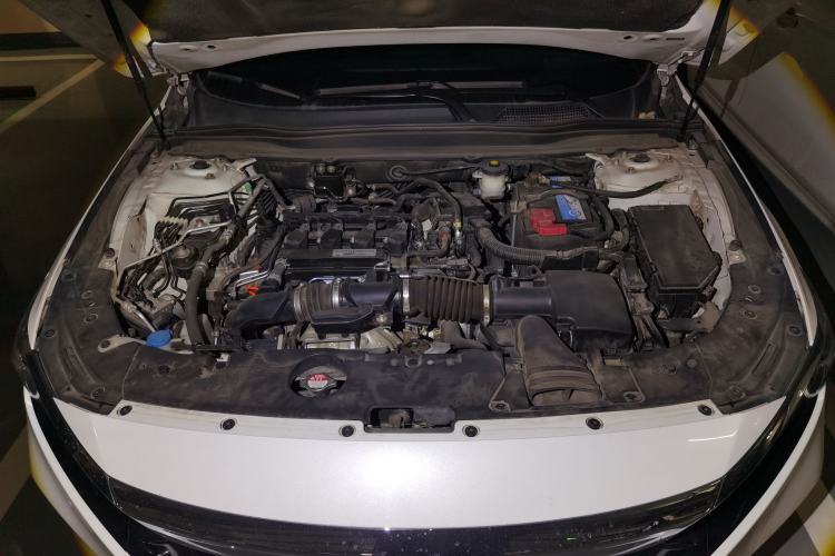Used Honda Accord 2018 260TURBO Luxury Edition China VI Engine Bay