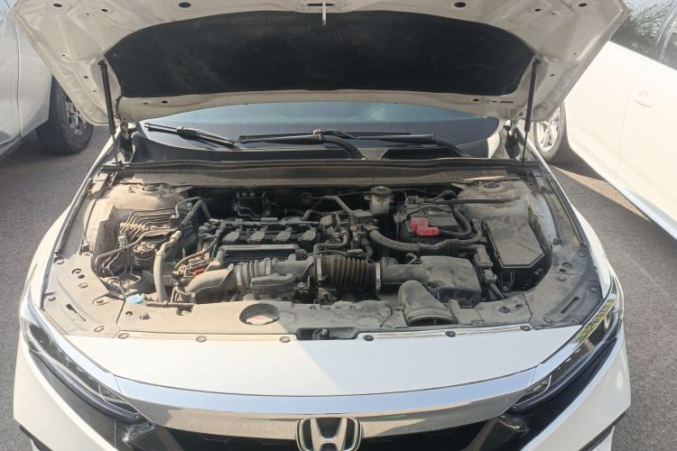 Used Honda Accord 2018 260TURBO Elite Edition China VI Engine Bay