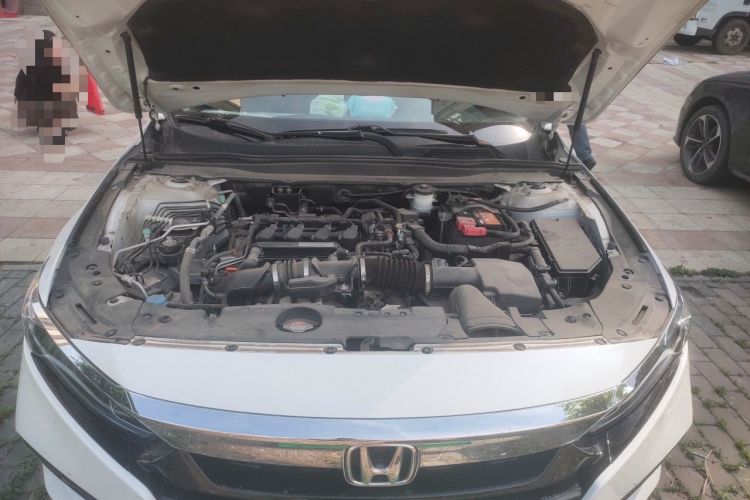 Used Honda Accord 2018 260TURBO Elite Edition China VI Engine Bay