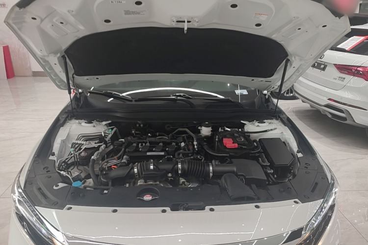 Used Honda Accord 2018 230TURBO Comfort Edition China VI Emission Standard Engine Bay