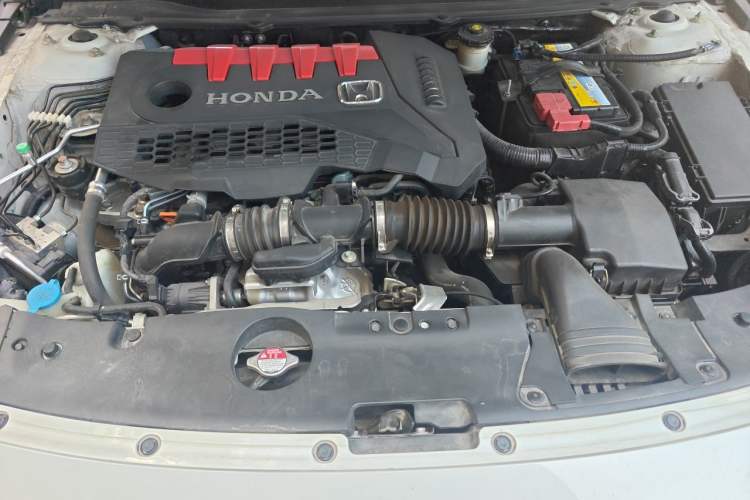 Used Honda Accord 2018 260TURBO Elite Edition China V Engine Bay