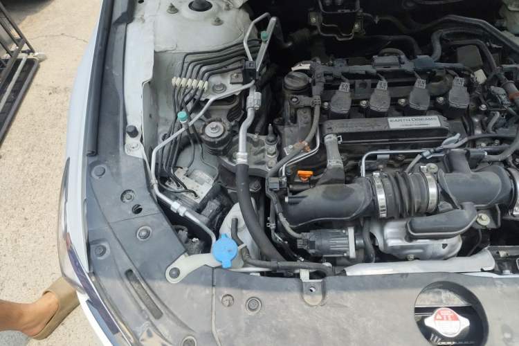 Used Honda Accord 2018 260TURBO Elite Edition China V Engine Bay Right