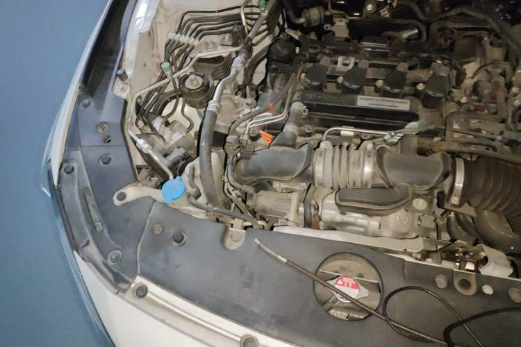 Used Honda Accord 2018 260TURBO Elite Edition China VI Engine Bay Right