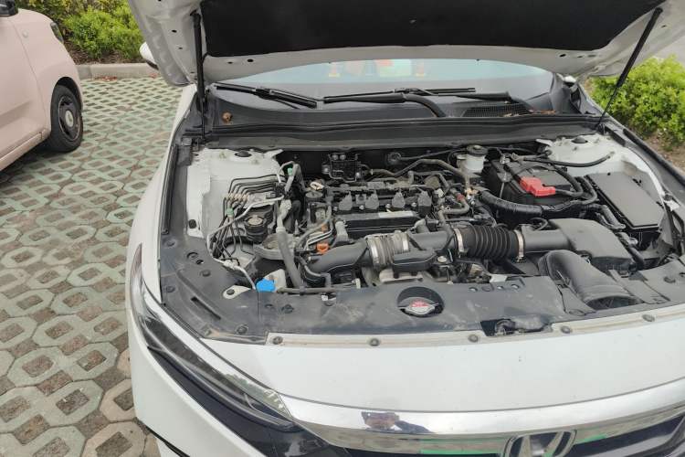 Used Honda Accord 2018 260TURBO Elite Edition China VI Engine Bay Right