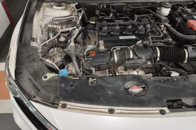 Used Honda Accord 2018 230TURBO Comfort Edition China VI Emission Standard Engine Bay Right