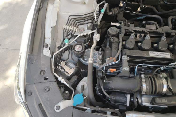 Used Honda Accord 2018 260TURBO Elite Edition China VI Engine Bay Right