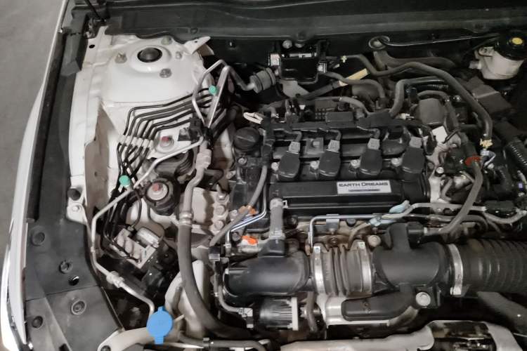 Used Honda Accord 2018 260TURBO Elite Edition China V Engine Bay Right