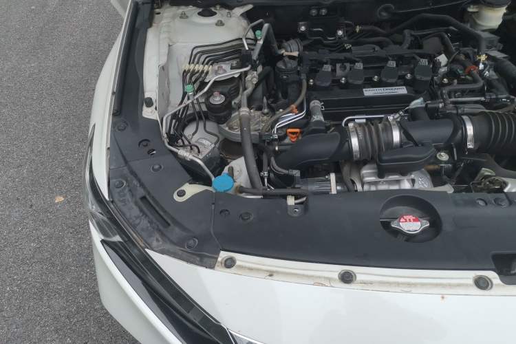 Used Honda Accord 2018 260TURBO Elite Edition China VI Engine Bay Right