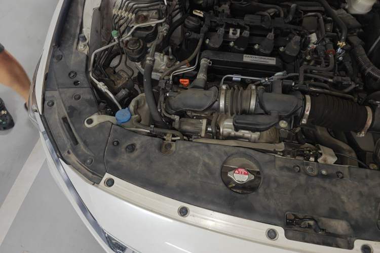 Used Honda Accord 2018 260TURBO Elite Edition China VI Engine Bay Right