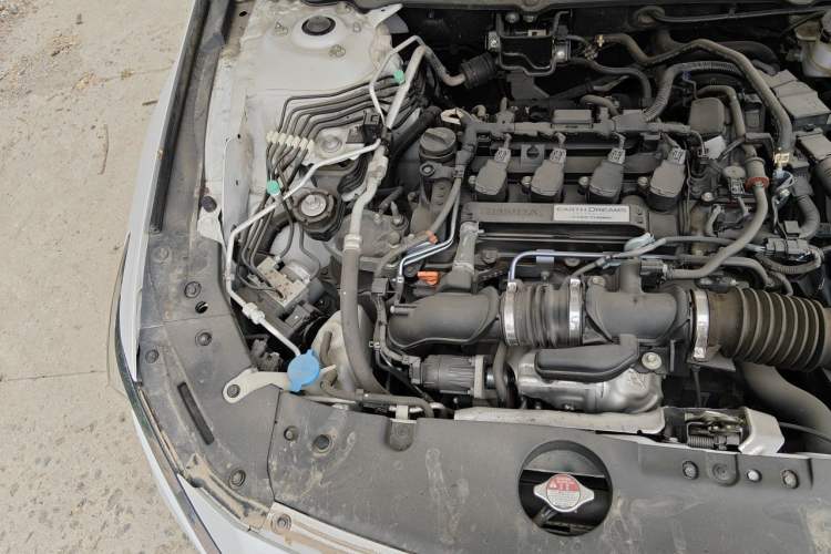 Used Honda Accord 2018 230TURBO Comfort Version National V Engine Bay Right