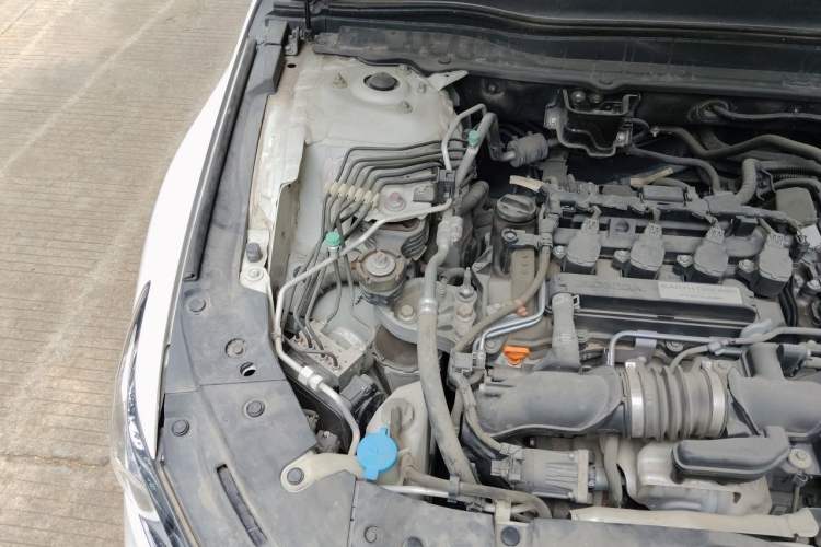 Used Honda Accord 2018 260TURBO Elite Edition China V Engine Bay Right