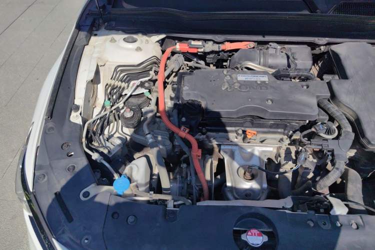 Used Honda Accord 2018 Rui Hybrid 2.0L Rui Zun Edition China VI Engine Bay Right
