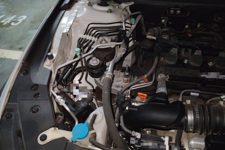Used Honda Accord 2018 260TURBO Elite Edition China V Engine Bay Right