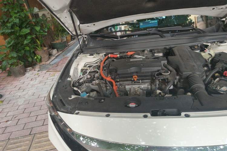 Used Honda Accord 2018 Rui Hybrid 2.0L Rui Ling Edition China VI Engine Bay Right