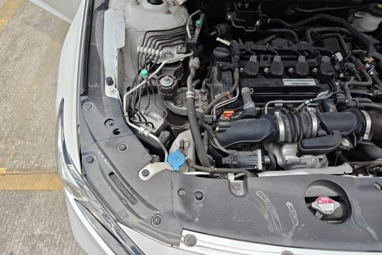 Used Honda Accord 2018 260TURBO Elite Edition China VI Engine Bay Right
