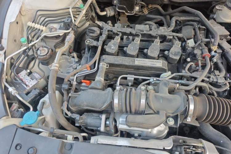 Used Honda Accord 2018 260TURBO Luxury Edition China V Emission Standard Engine Bay Right