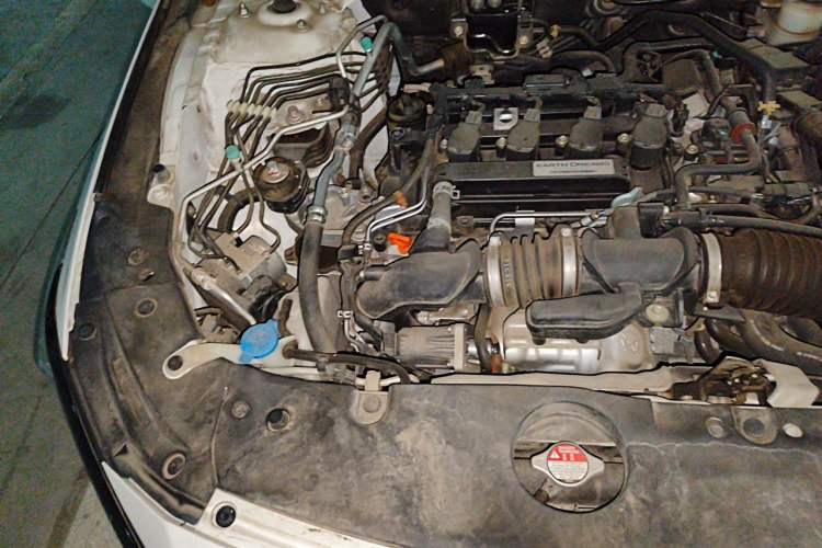Used Honda Accord 2018 260TURBO Elite Edition China VI Engine Bay Right