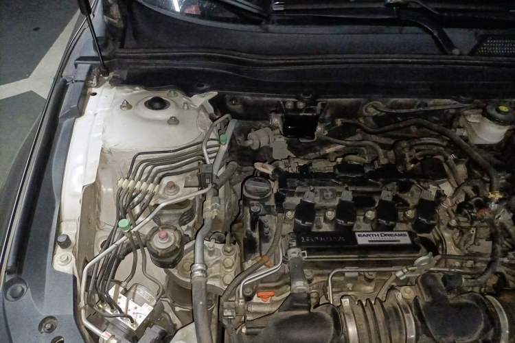 Used Honda Accord 2018 260TURBO Elite Edition China V Engine Bay Right